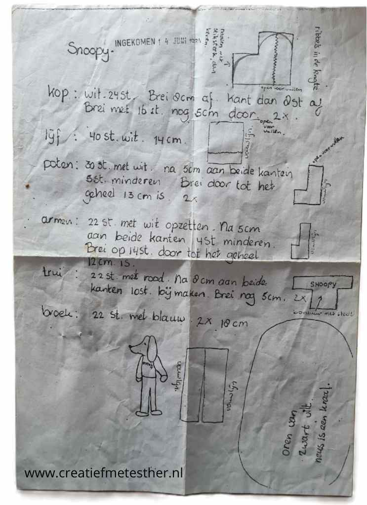 Handgeschreven vintage breipatroon voor een Snoopy-knuffel